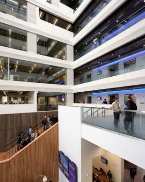 Interior de City of Glasgow College